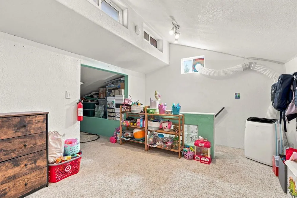 15831 Davis Cup Lane Ramona, CA 92065