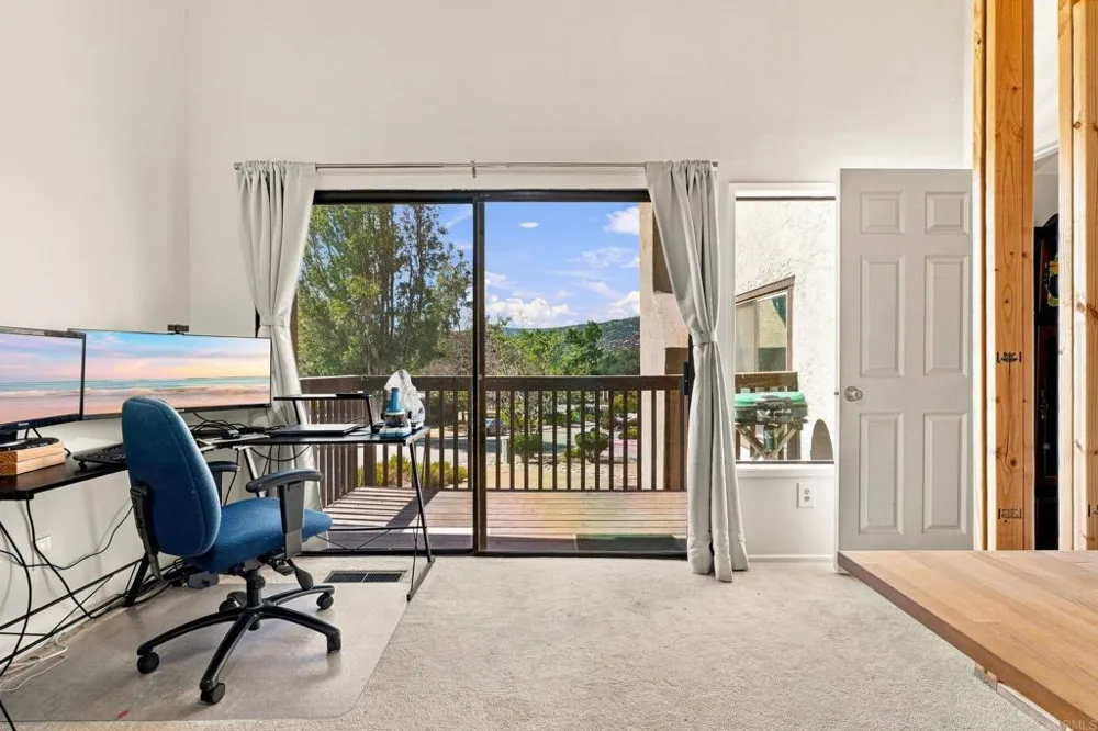 15831 Davis Cup Lane Ramona, CA 92065