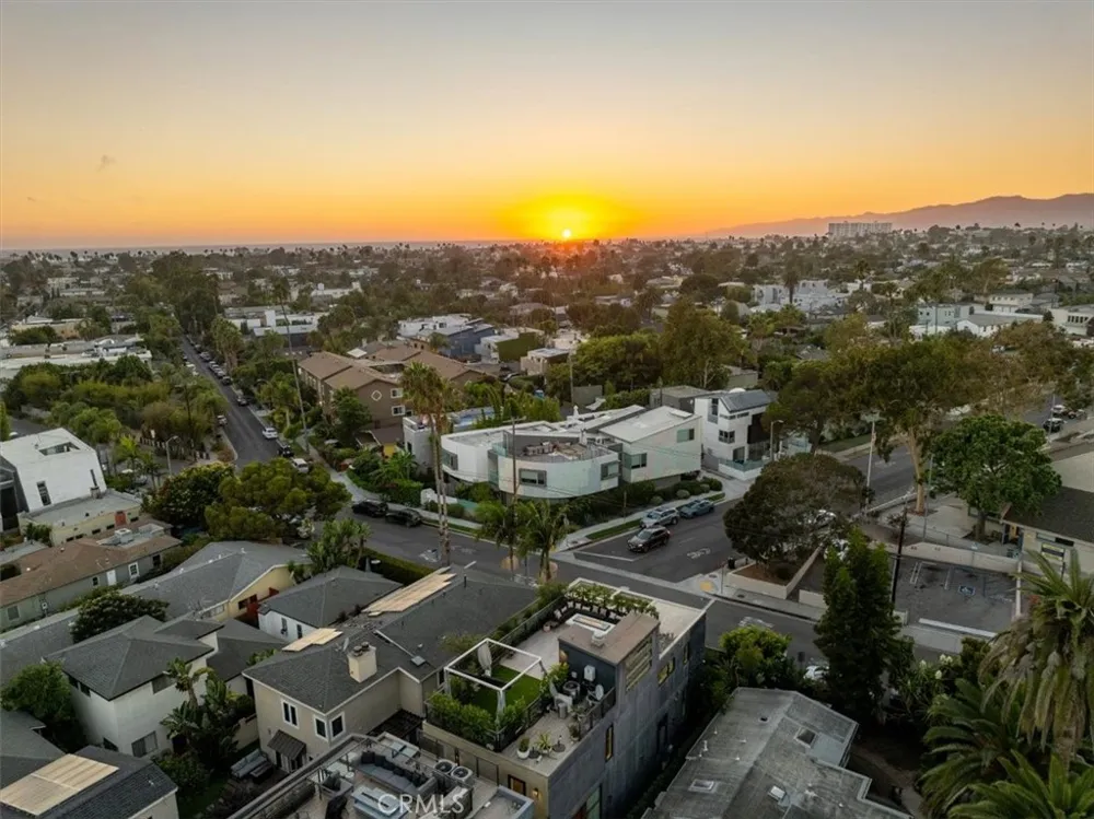 750 California Avenue Venice, CA 90291
