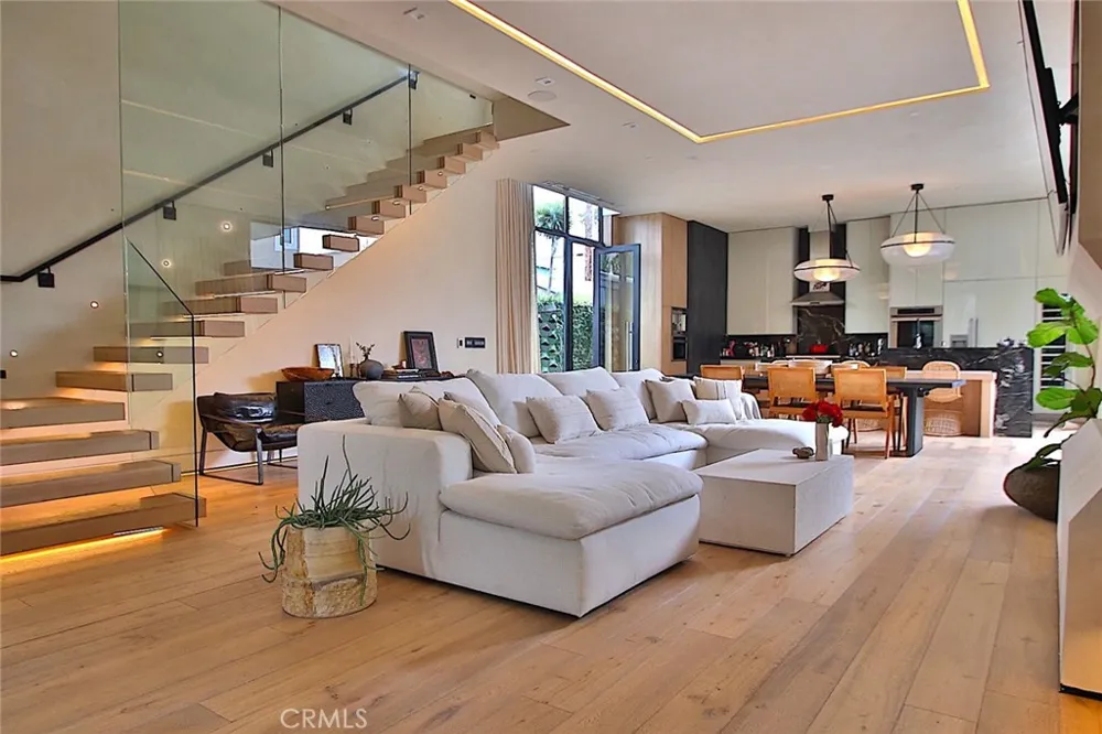 750 California Avenue Venice, CA 90291