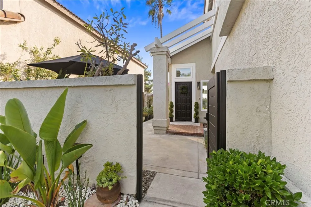 28765 Calle Laguna Niguel, CA 92677