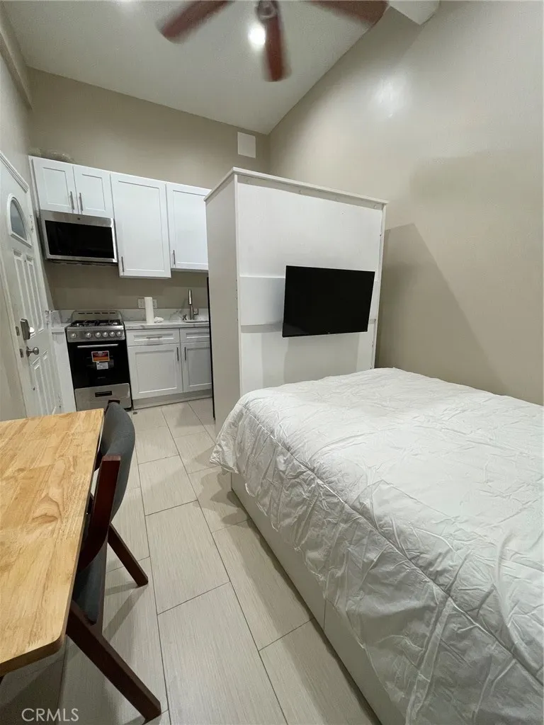 7524 Fountain Avenue West Hollywood, CA 90046