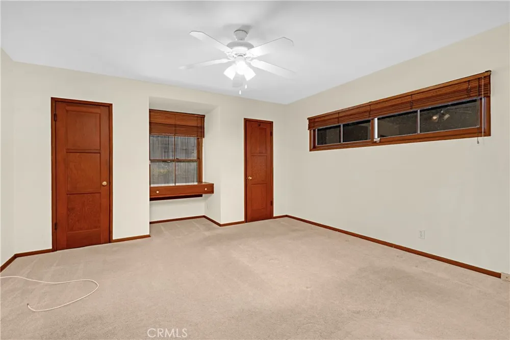 15516 Huston Street Encino, CA 91436
