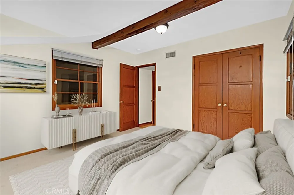 15516 Huston Street Encino, CA 91436