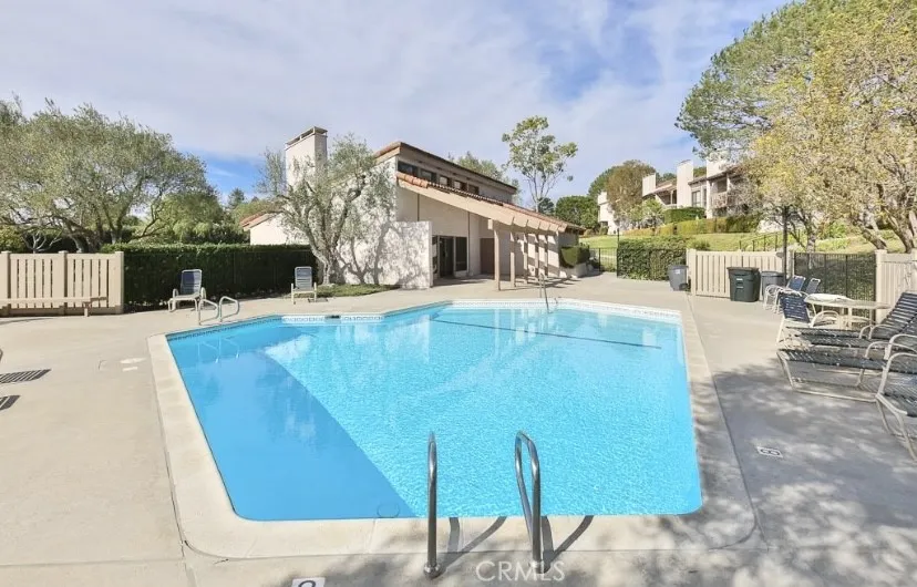 21 Seaview Dr. S Rolling Hills Estates, CA 90274