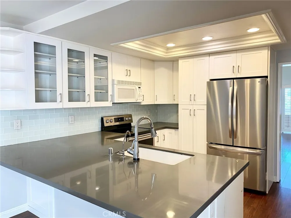 21 Seaview Dr. S Rolling Hills Estates, CA 90274