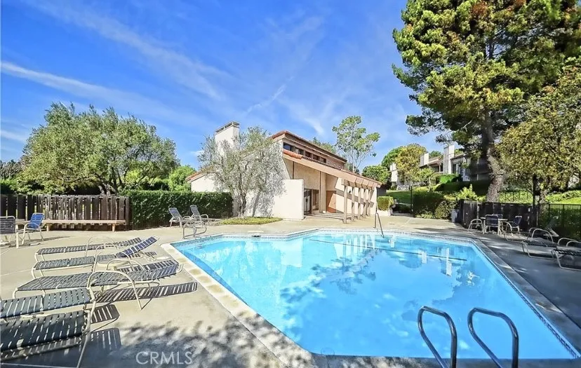 21 Seaview Dr. S Rolling Hills Estates, CA 90274