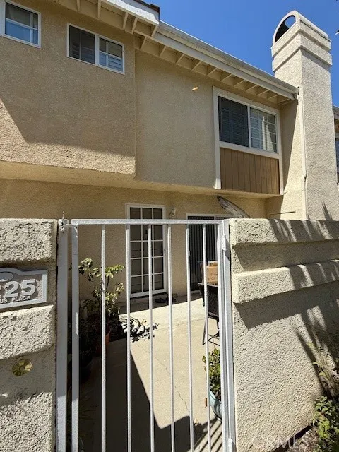 5225 Columbus Oxnard, CA 93033