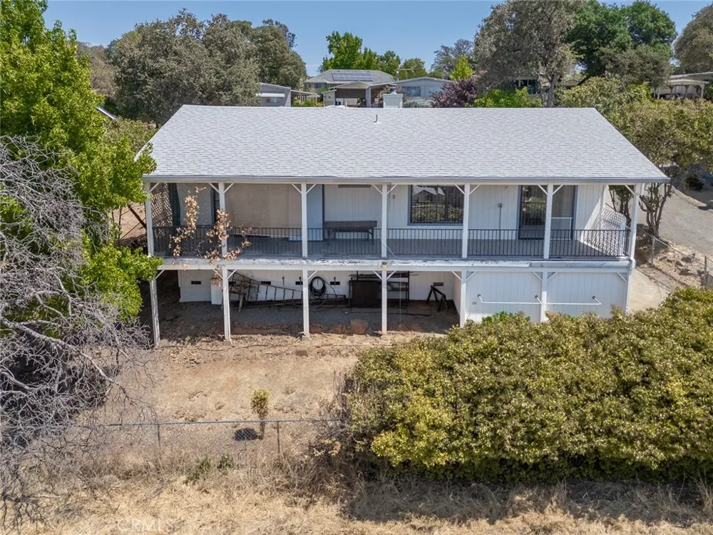 42 Greenbrier Oroville, CA 95966