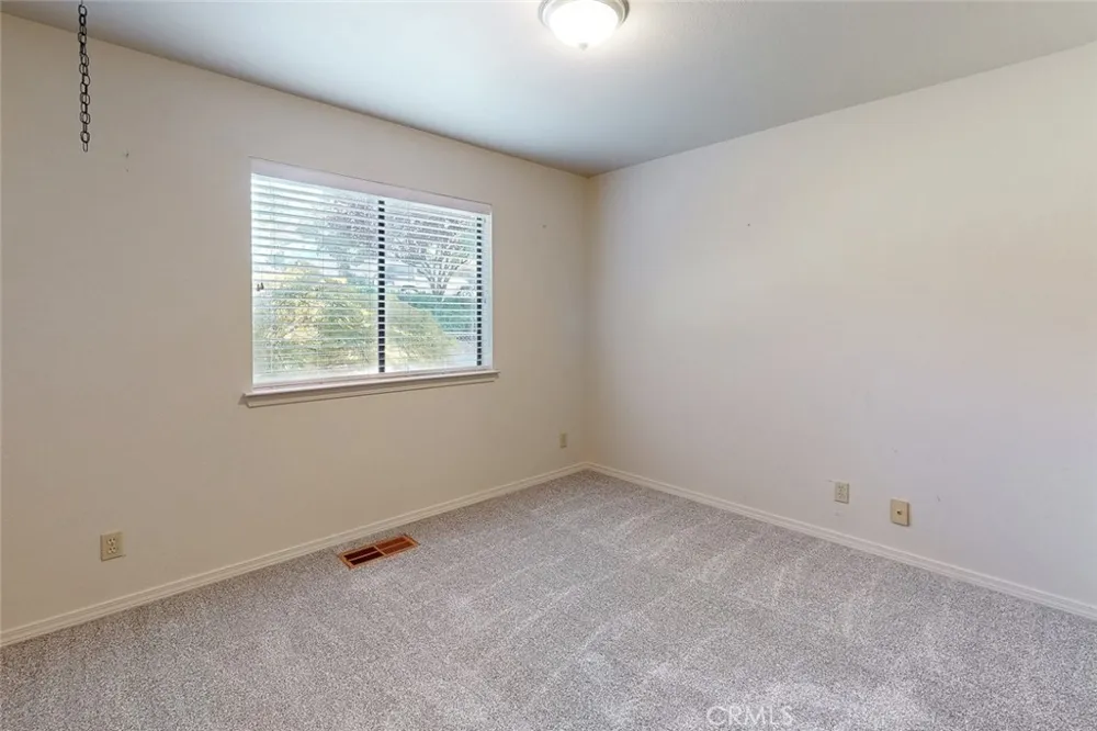42 Greenbrier Oroville, CA 95966