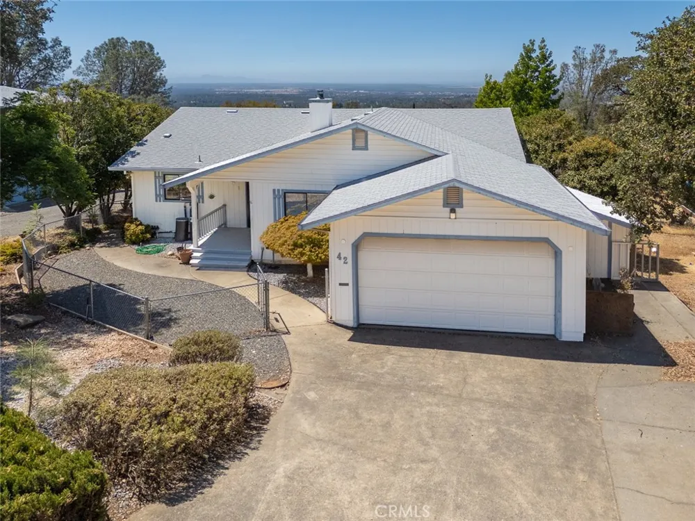 42 Greenbrier Oroville, CA 95966