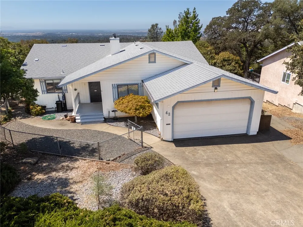 42 Greenbrier Oroville, CA 95966