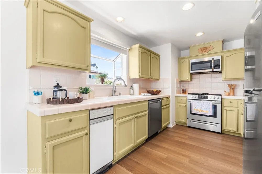 1252 W 22nd San Pedro, CA 90731