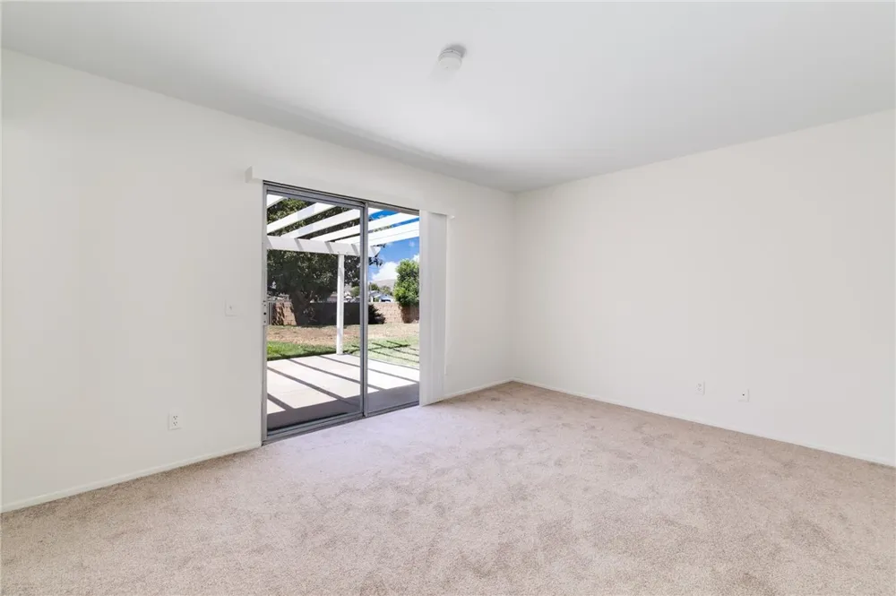 12662 Thomas Court Grand Terrace, CA 92313