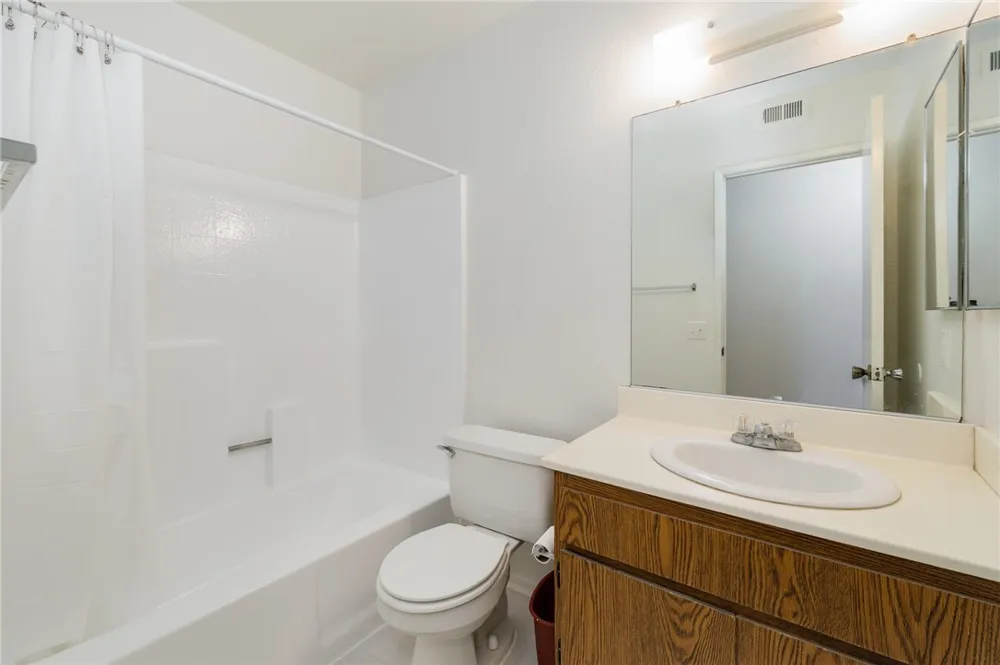 12662 Thomas Court Grand Terrace, CA 92313
