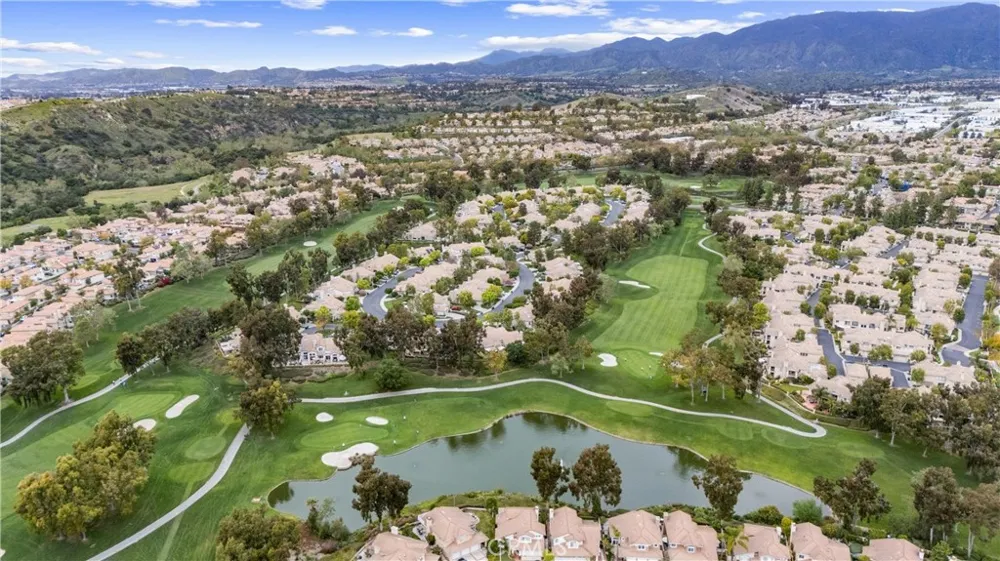 30 Gavilan Rancho Santa Margarita, CA 92688