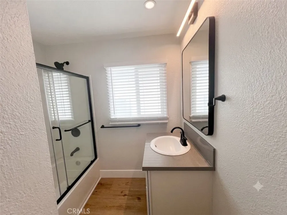 3460 Washington Riverside, CA 92504