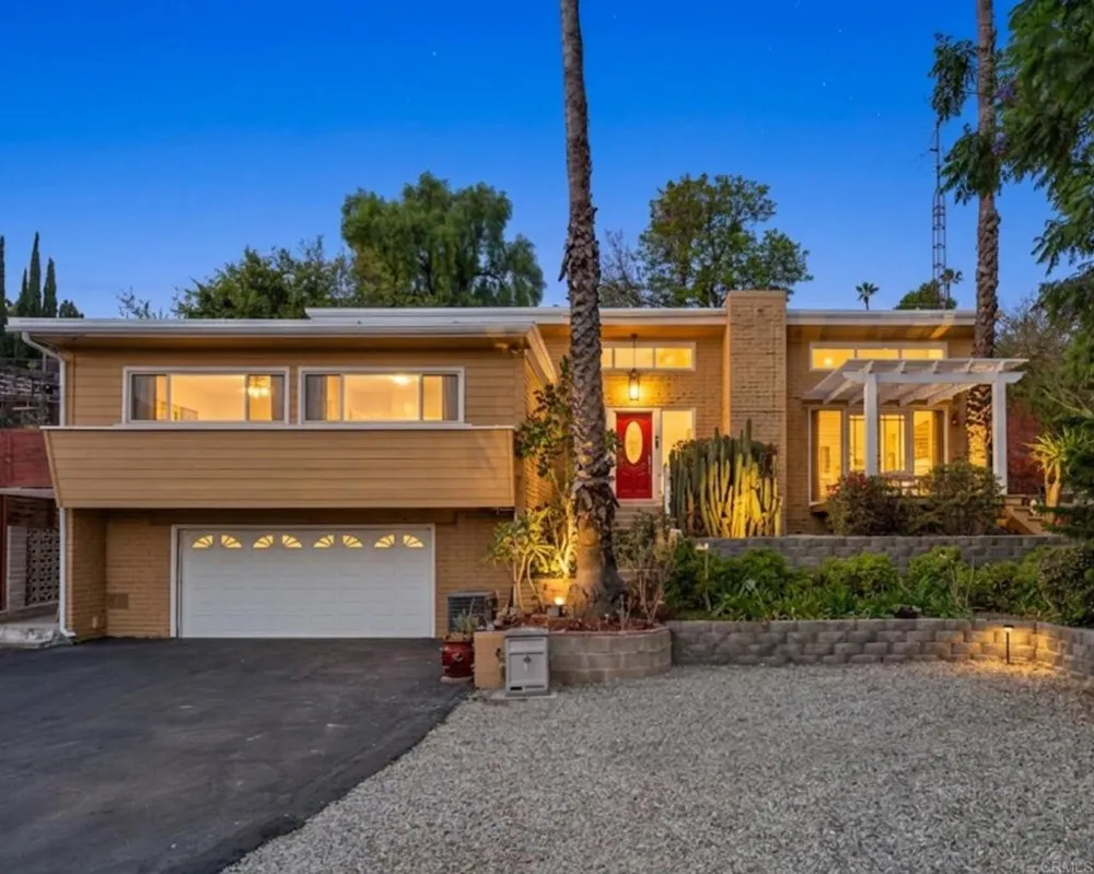 3030 Crane Street Lemon Grove, CA 91945