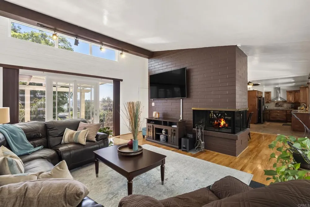 3030 Crane Street Lemon Grove, CA 91945