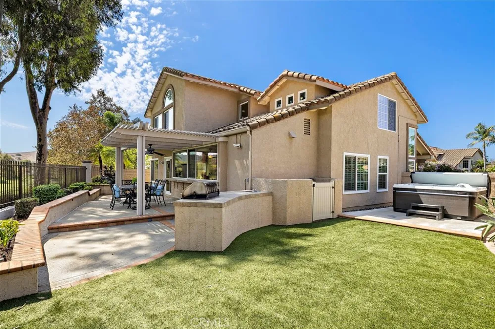 4 Reata Rancho Santa Margarita, CA 92688