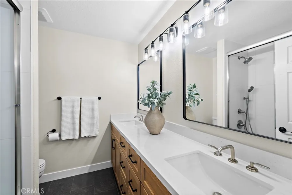 4 Reata Rancho Santa Margarita, CA 92688