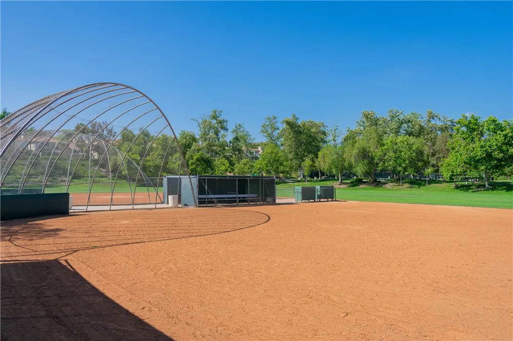 4 Reata Rancho Santa Margarita, CA 92688