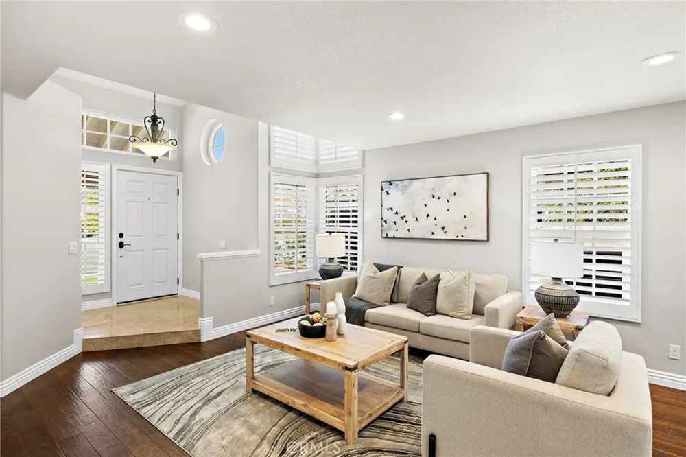 4 Reata Rancho Santa Margarita, CA 92688