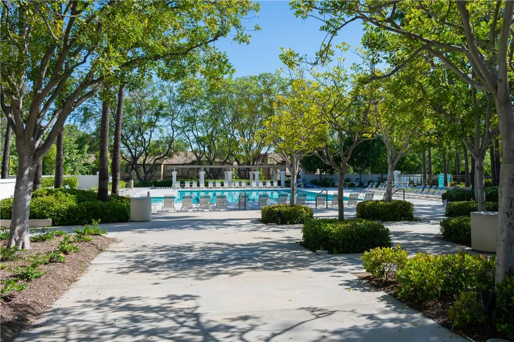 4 Reata Rancho Santa Margarita, CA 92688