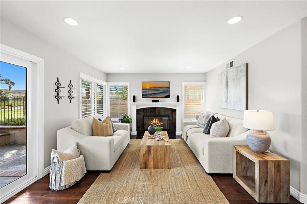 4 Reata Rancho Santa Margarita, CA 92688