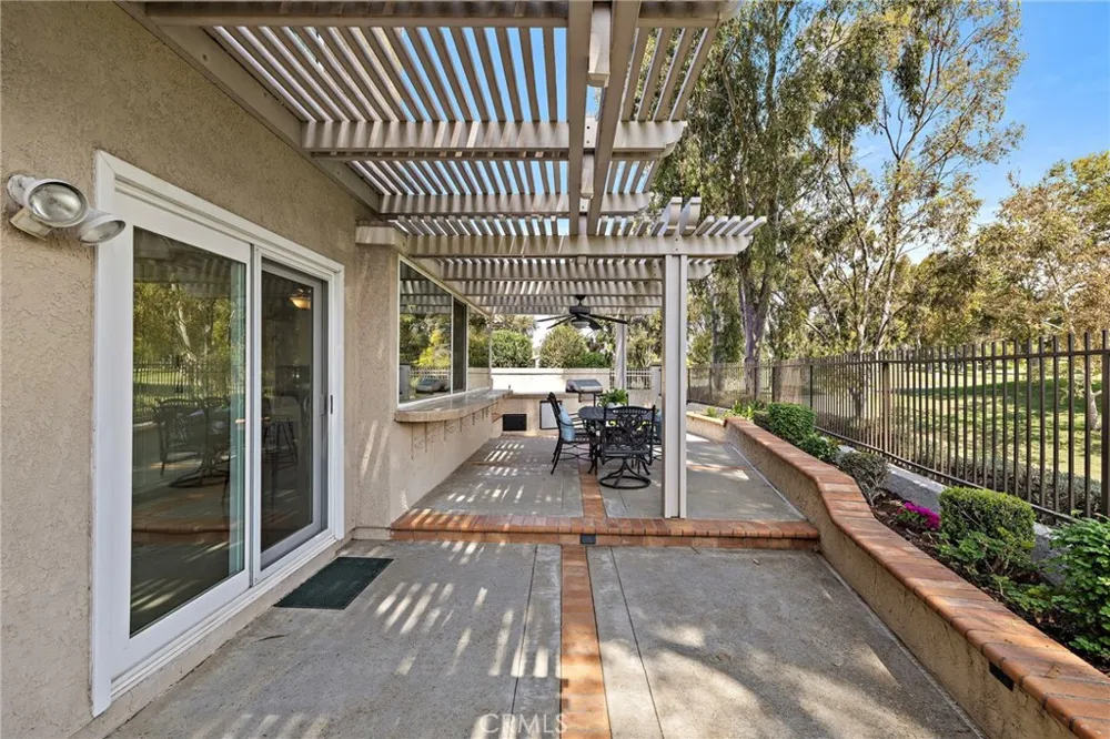 4 Reata Rancho Santa Margarita, CA 92688