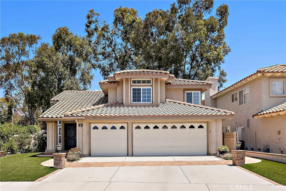 4 Reata Rancho Santa Margarita, CA 92688