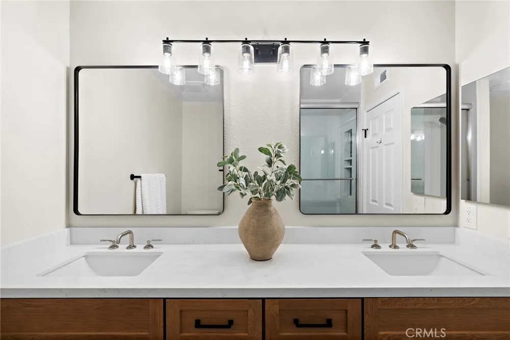 4 Reata Rancho Santa Margarita, CA 92688