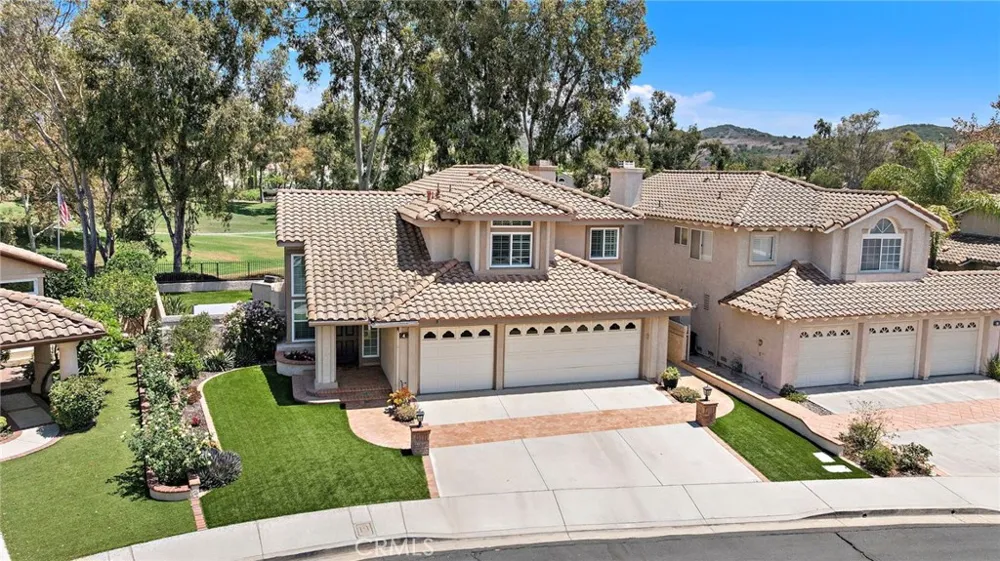 4 Reata Rancho Santa Margarita, CA 92688