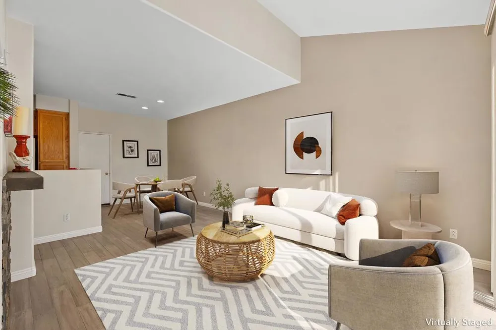 4121 Via Candidiz #42 San Diego, CA 92130