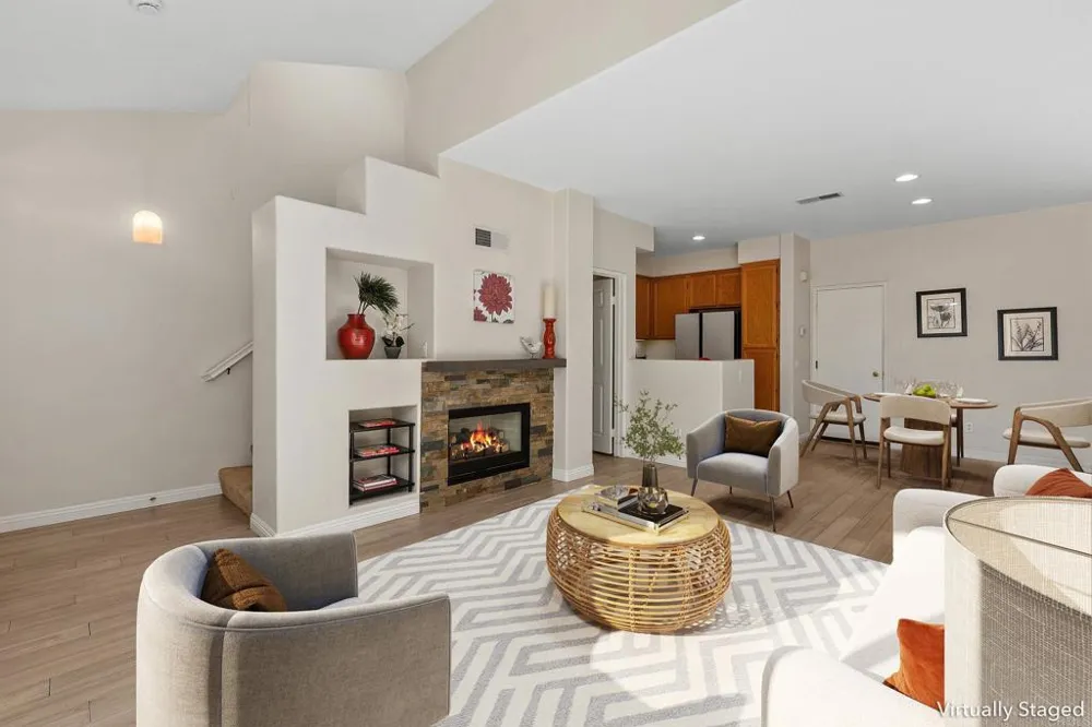 4121 Via Candidiz #42 San Diego, CA 92130