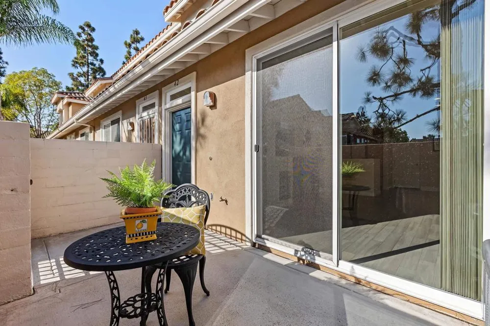 4121 Via Candidiz #42 San Diego, CA 92130