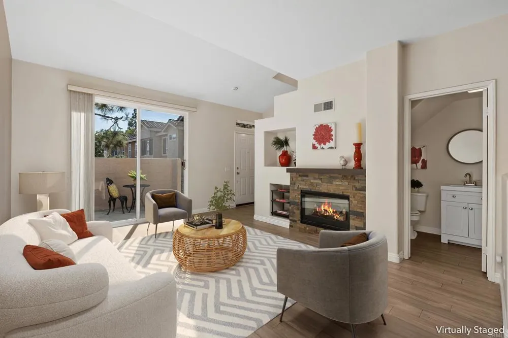 4121 Via Candidiz #42 San Diego, CA 92130