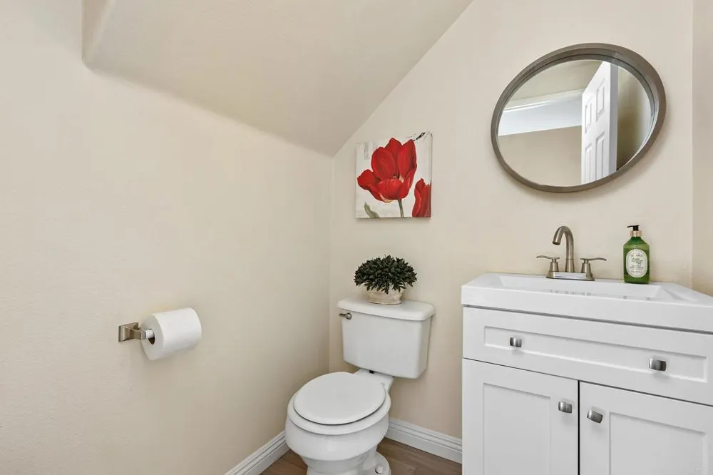 4121 Via Candidiz #42 San Diego, CA 92130