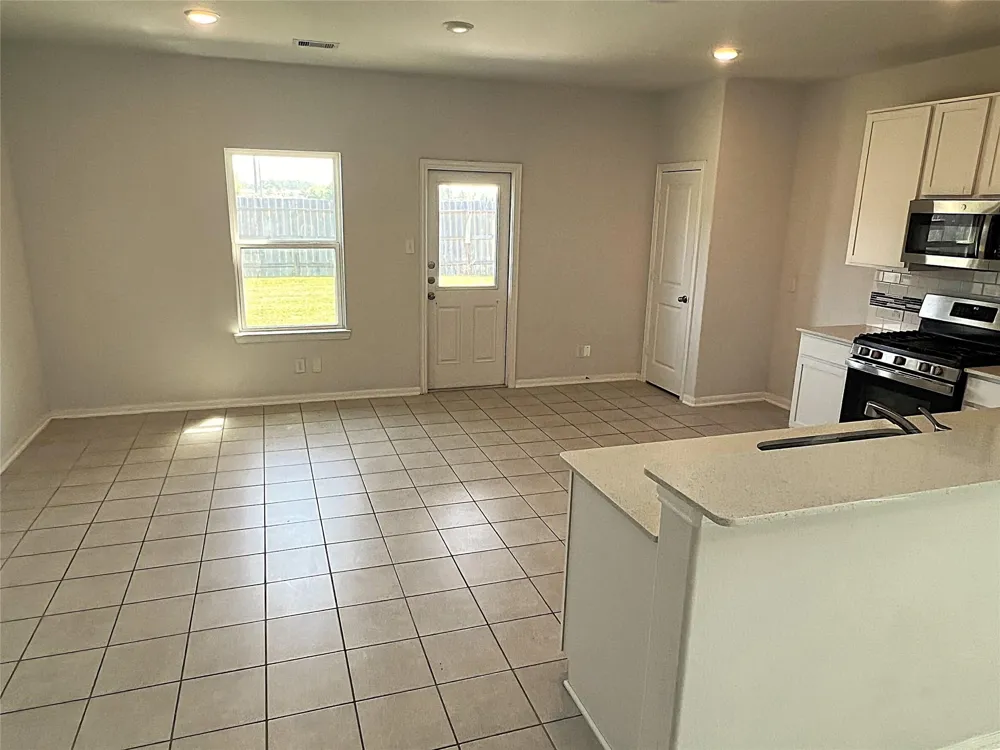 14302 Beach Pine Trail Crosby, TX 77532