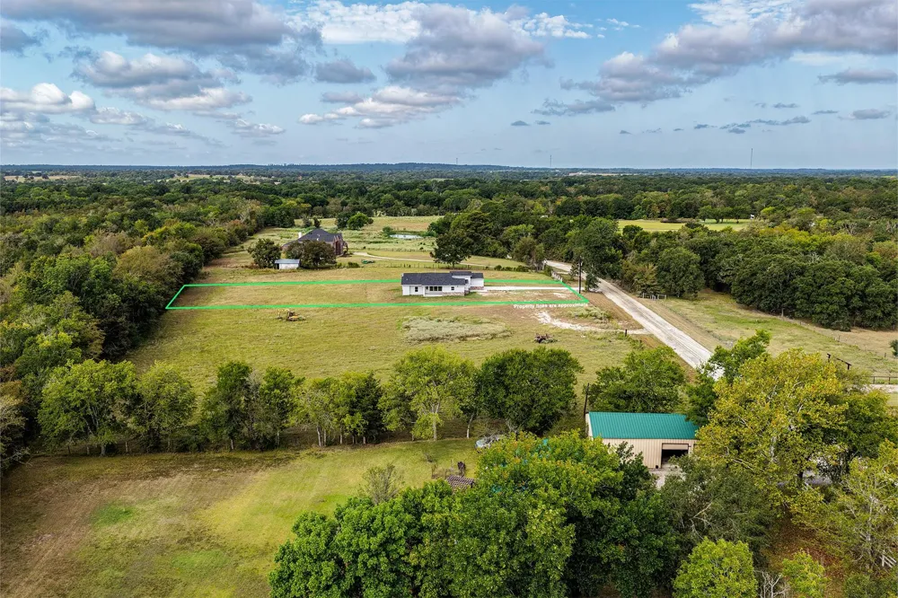 31 Chandlers Way Huntsville, TX 77320