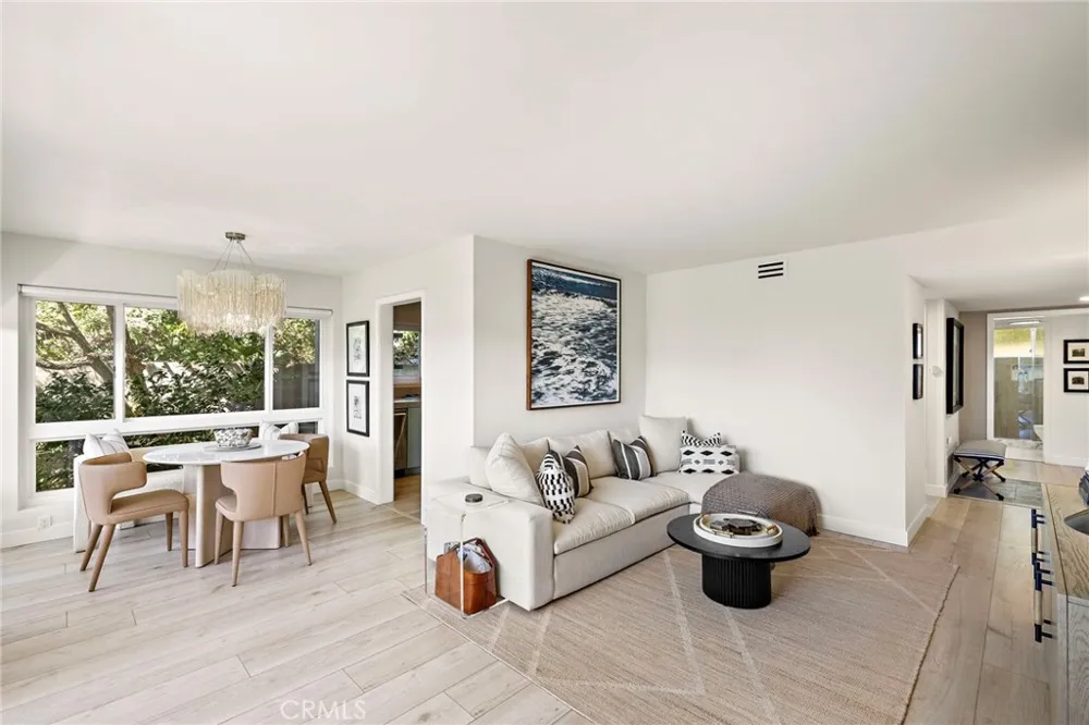 21703 Ocean Vista #101-A Laguna Beach, CA 92651