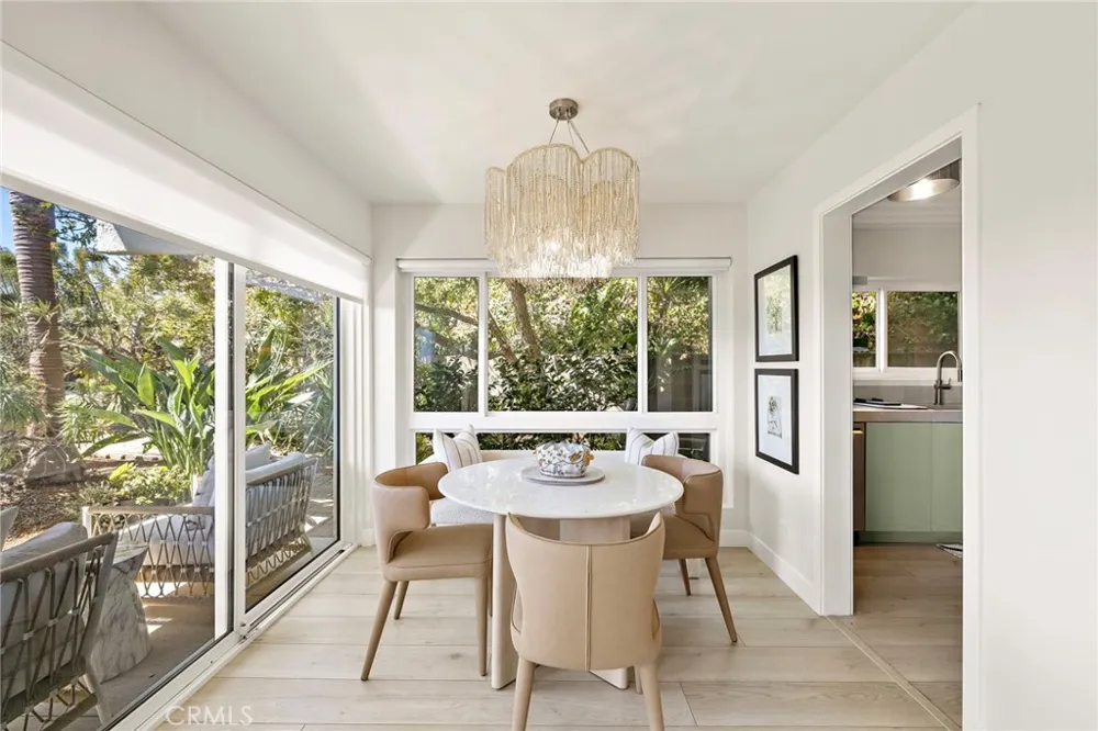 21703 Ocean Vista #101-A Laguna Beach, CA 92651