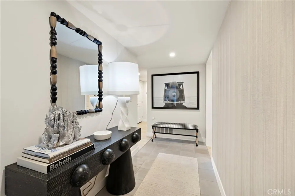 21703 Ocean Vista #101-A Laguna Beach, CA 92651