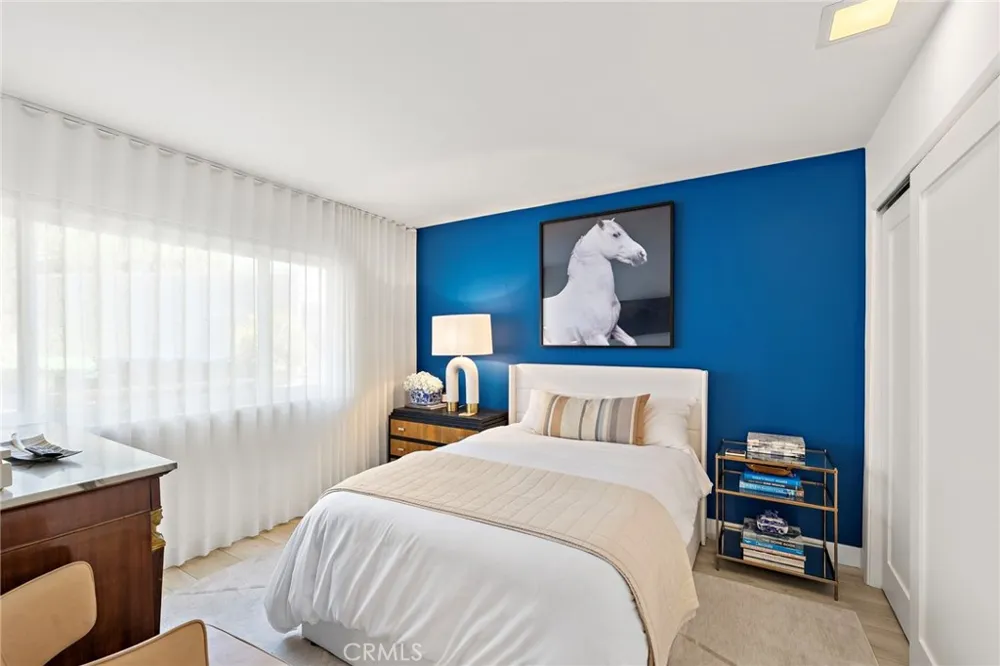 21703 Ocean Vista #101-A Laguna Beach, CA 92651