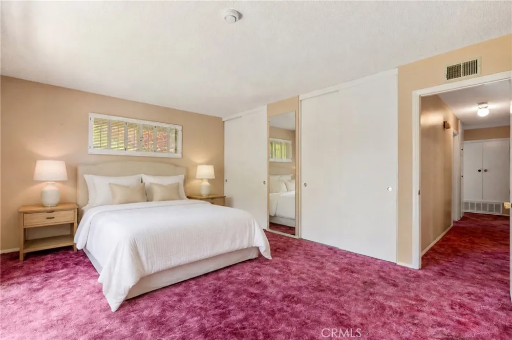 2419 E Villa Real Orange, CA 92867
