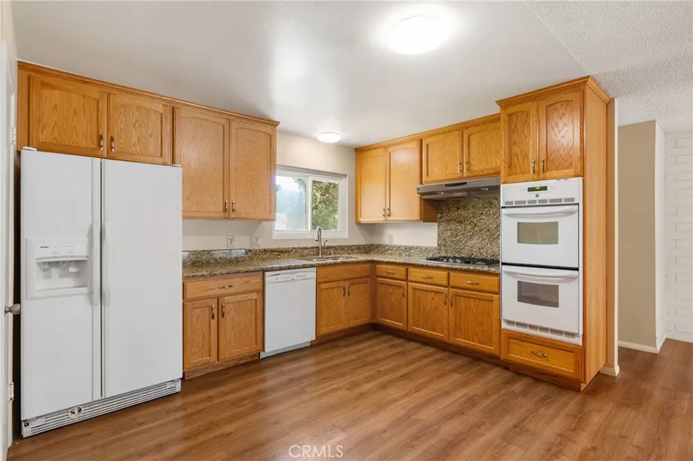 2419 E Villa Real Orange, CA 92867