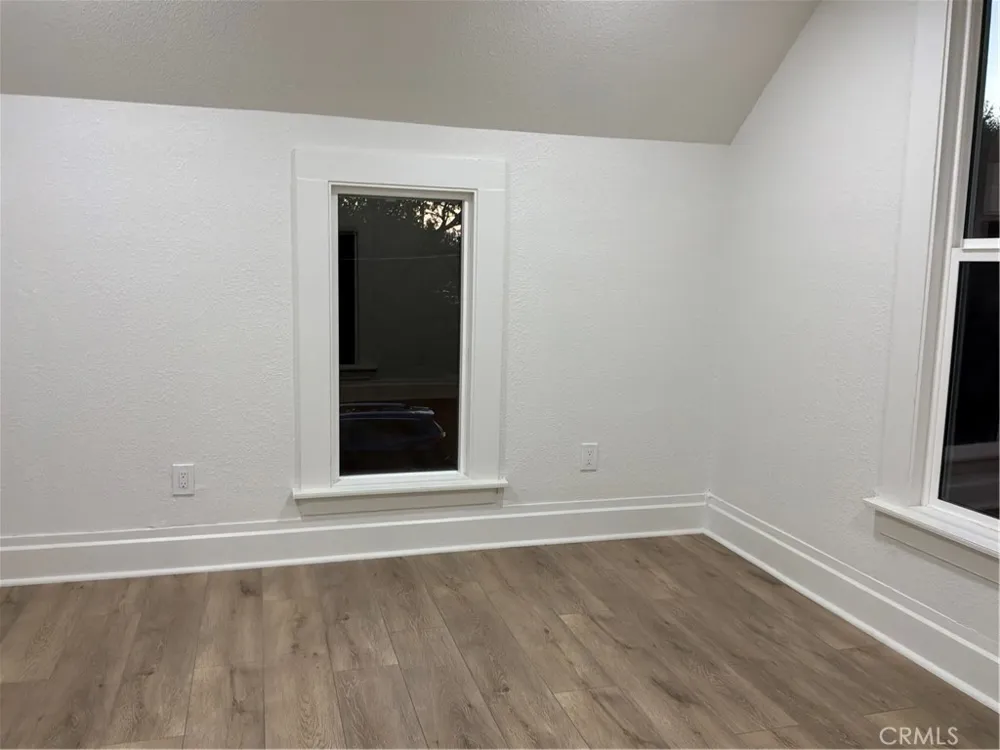 1409 Fig Corning, CA 96021