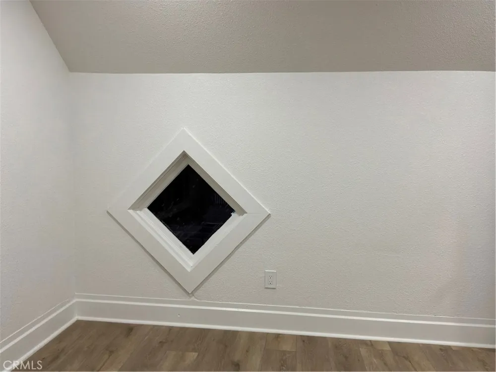 1409 Fig Corning, CA 96021