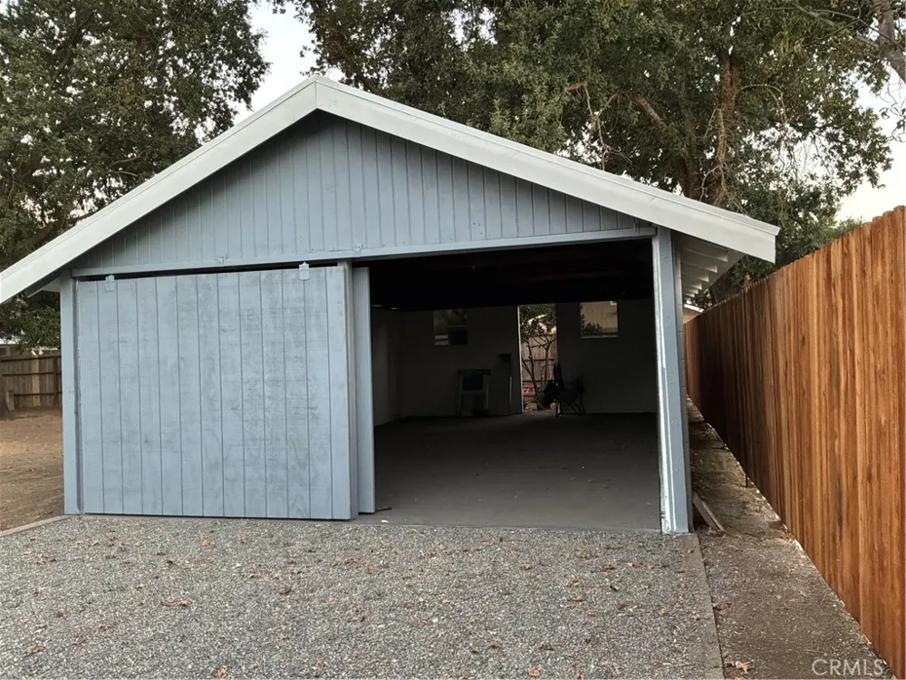 1409 Fig Corning, CA 96021
