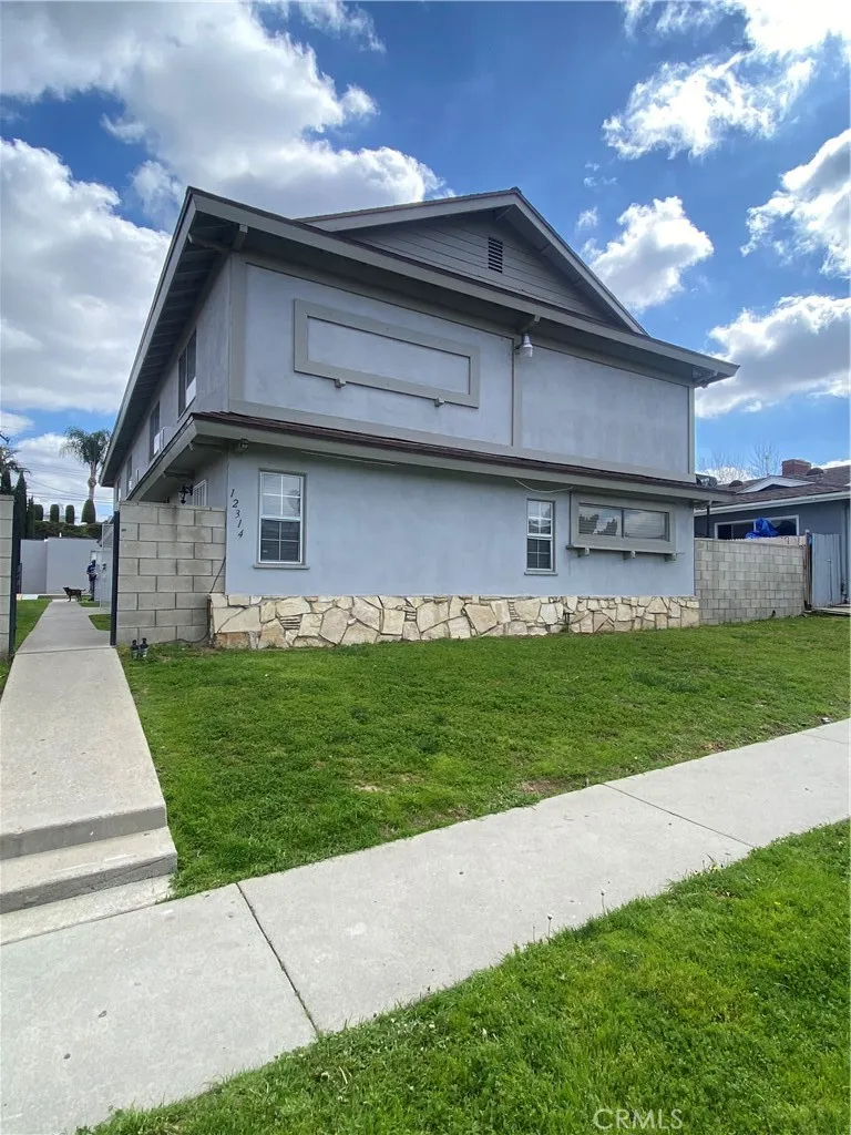 12314 Breezewood Drive #C Whittier, CA 90604